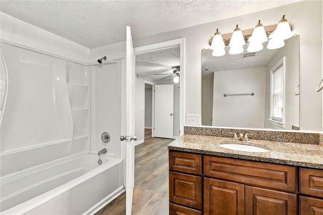 1095 S Burnt Hickory Road, Douglasville, GA 30134