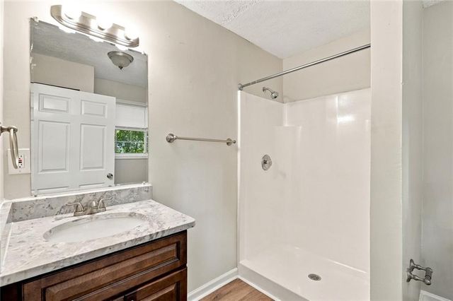 1095 S Burnt Hickory Road, Douglasville, GA 30134