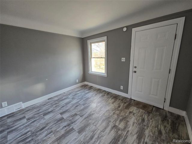 18119 Cornwall Street, Detroit, MI 48224