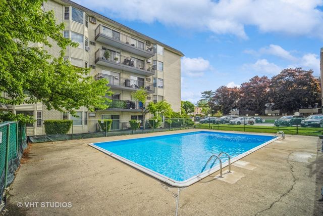 5510 LINCOLN Avenue 101, Morton Grove, IL 60053