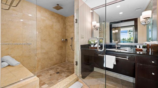 1437 Collins Ave 327, Miami Beach, FL 33139