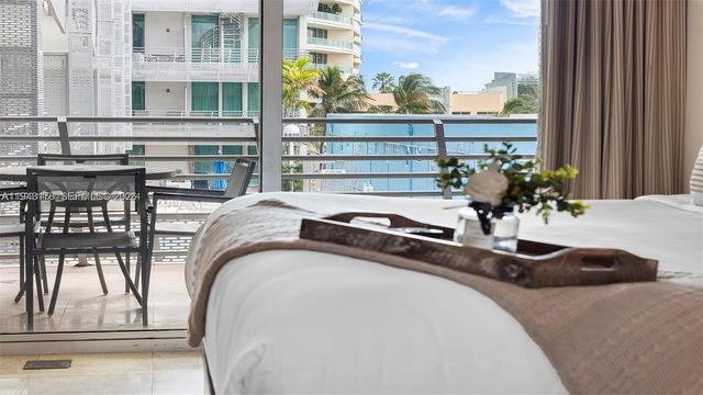1437 Collins Ave 327, Miami Beach, FL 33139