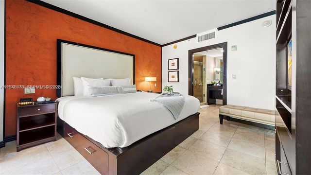 1437 Collins Ave 327, Miami Beach, FL 33139