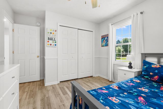 8146 N 27th Street, Richland, MI 49083