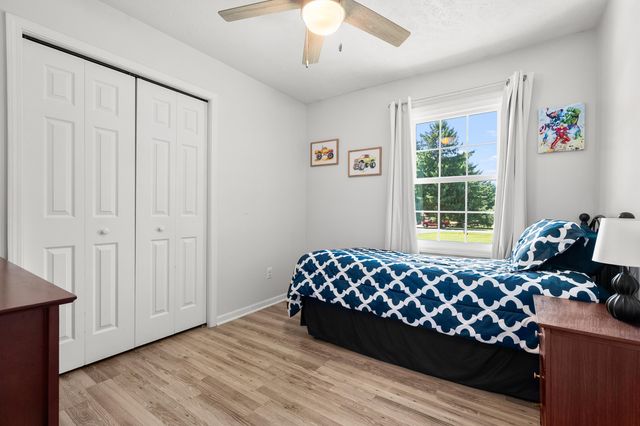 8146 N 27th Street, Richland, MI 49083
