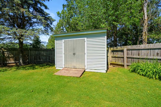 8146 N 27th Street, Richland, MI 49083