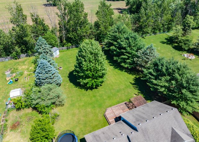 8146 N 27th Street, Richland, MI 49083
