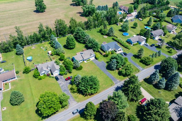 8146 N 27th Street, Richland, MI 49083