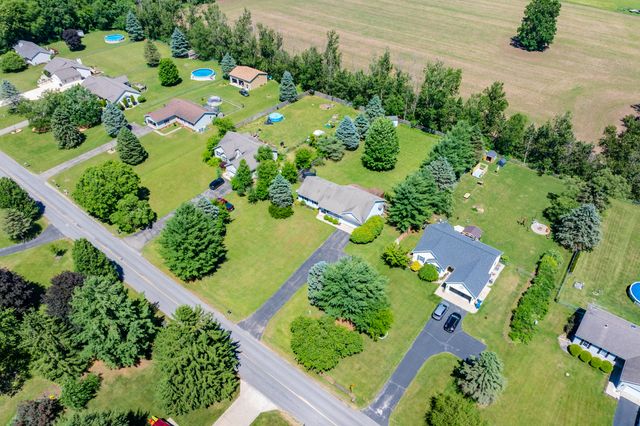 8146 N 27th Street, Richland, MI 49083