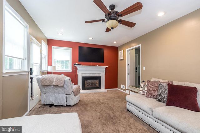 4 MAGNOLIA CT, Downingtown, PA 19335