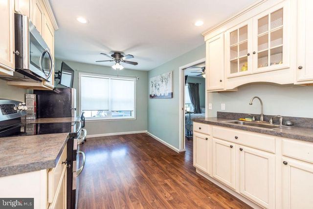 4 MAGNOLIA CT, Downingtown, PA 19335