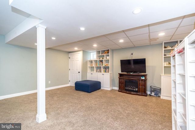 4 MAGNOLIA CT, Downingtown, PA 19335