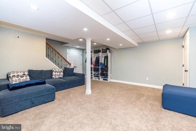 4 MAGNOLIA CT, Downingtown, PA 19335