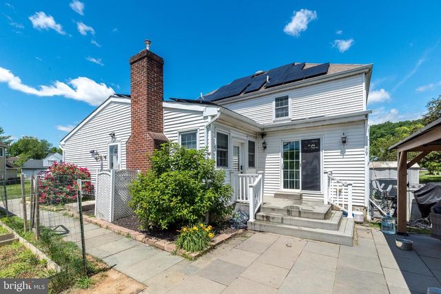 4 MAGNOLIA CT, Downingtown, PA 19335