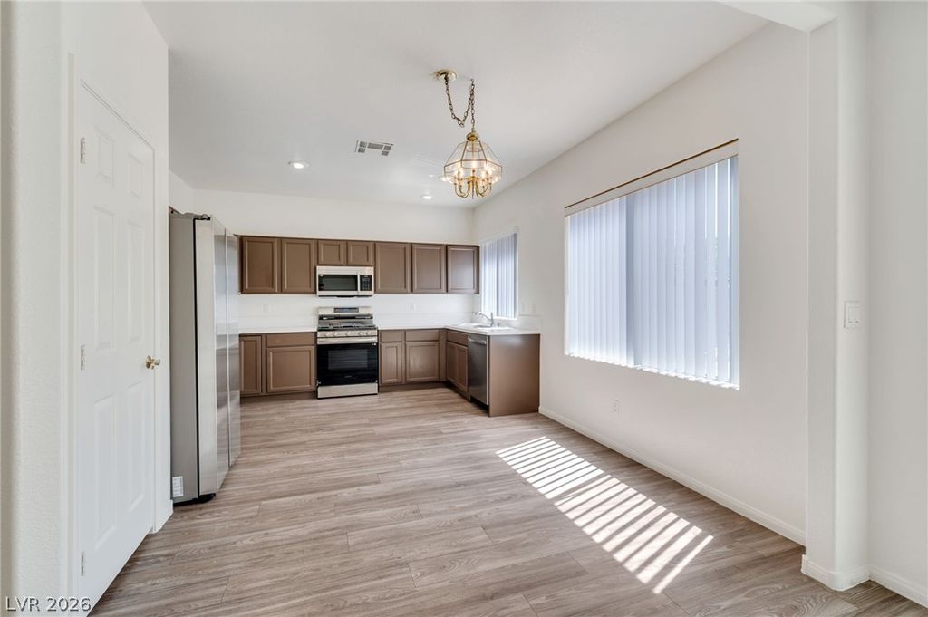 8117 Villa Finestra Drive, Las Vegas, NV 89128 — photo 4