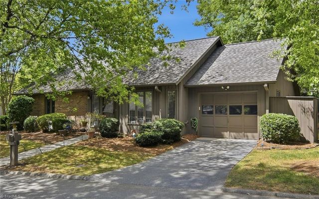 228 Barrington Place, Winston-salem, NC 27104
