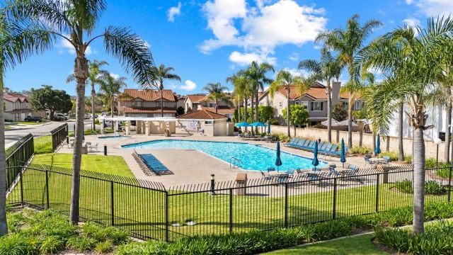 27625 Niguel Village Drive, Laguna Niguel, CA 92677