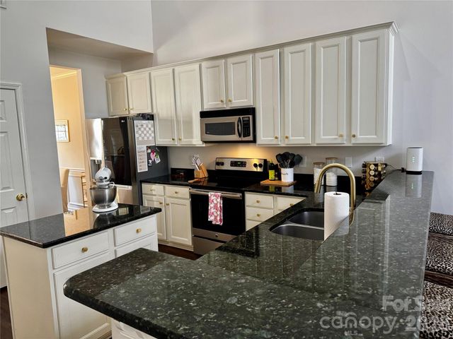 337 Rose Garden Court, Rock Hill, SC 29732