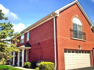 1002 Kensington Drive, Northbrook, IL 60062