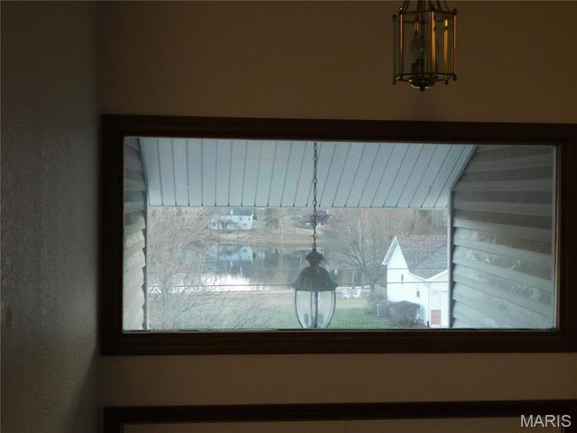 1802 Deer Run Trail, Pacific, MO 63069