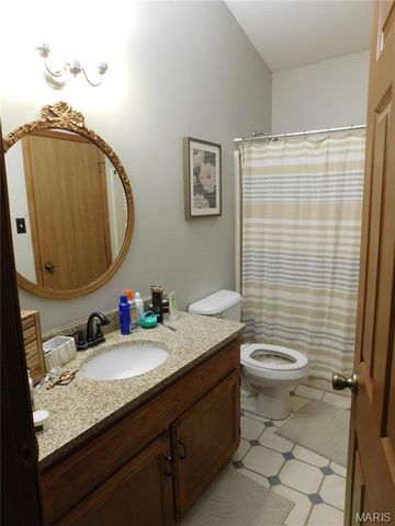 1802 Deer Run Trail, Pacific, MO 63069