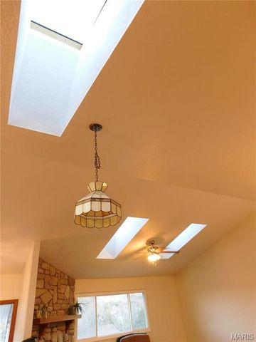 1802 Deer Run Trail, Pacific, MO 63069