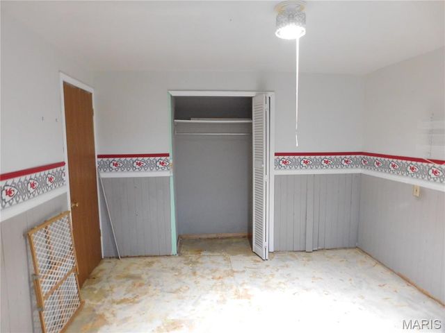 1802 Deer Run Trail, Pacific, MO 63069