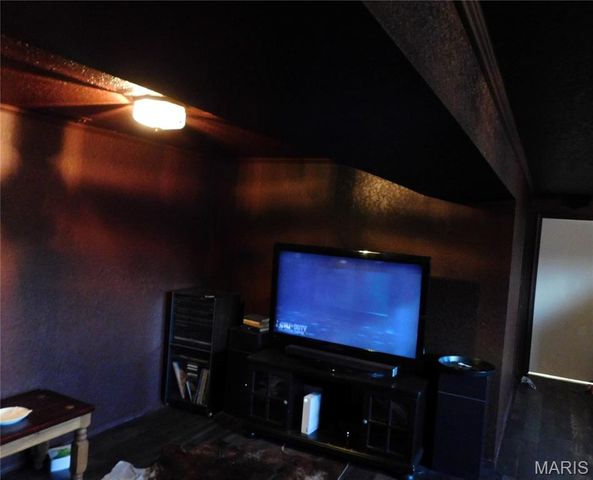 1802 Deer Run Trail, Pacific, MO 63069