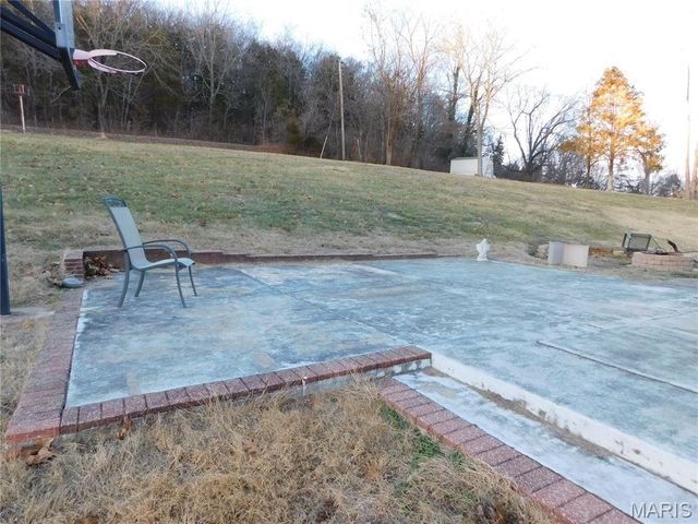 1802 Deer Run Trail, Pacific, MO 63069