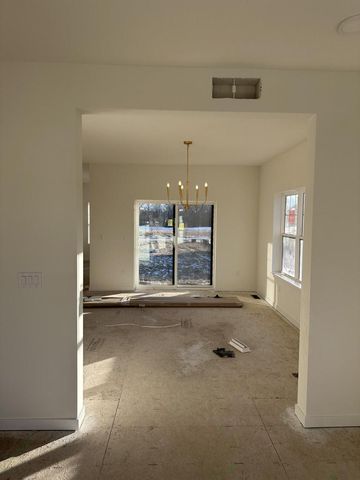 9875 N Cygnet COURT, Mequon, WI 53097