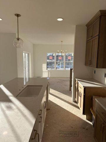 9875 N Cygnet COURT, Mequon, WI 53097