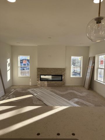 9875 N Cygnet COURT, Mequon, WI 53097