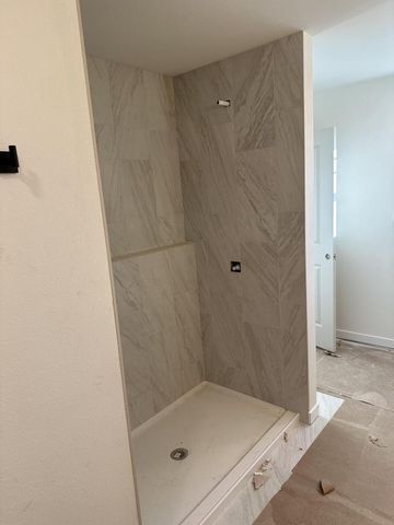 9875 N Cygnet COURT, Mequon, WI 53097