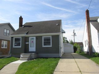 613 Riverbank Street, Lincoln Park, MI 48146