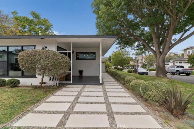 135 Calle De Andalucia, Redondo Beach, CA 90277