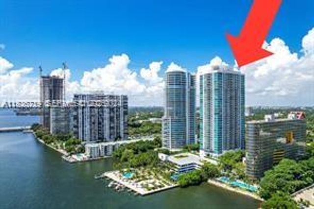 2101 Brickell Ave 2002, Miami, FL 33129