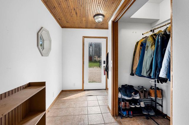 W10057 BALER ROAD, Hortonville, WI 54944