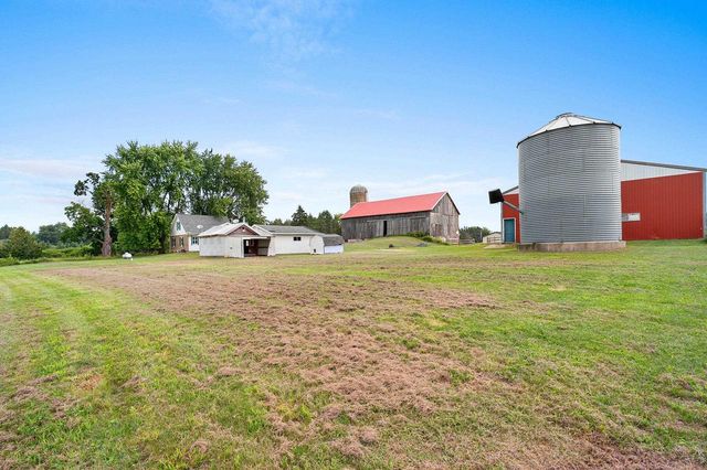 W10057 BALER ROAD, Hortonville, WI 54944