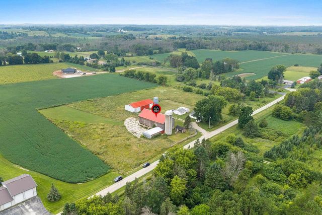 W10057 BALER ROAD, Hortonville, WI 54944