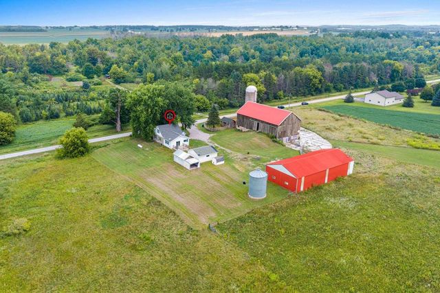 W10057 BALER ROAD, Hortonville, WI 54944