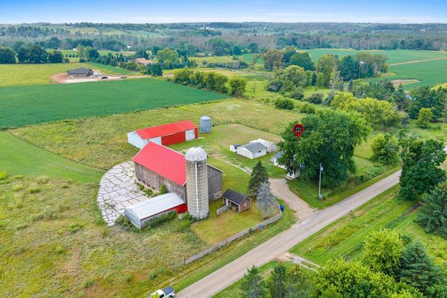 W10057 BALER ROAD, Hortonville, WI 54944