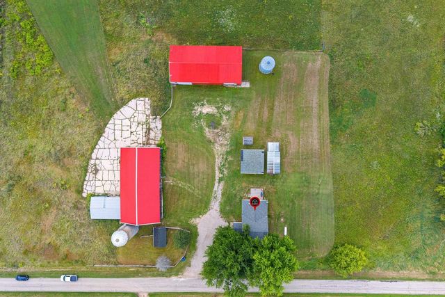W10057 BALER ROAD, Hortonville, WI 54944