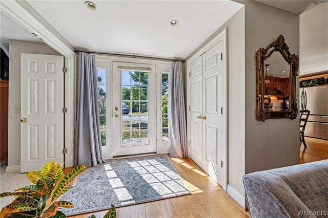 207 North Harvest Street, Amherst, NY 14221