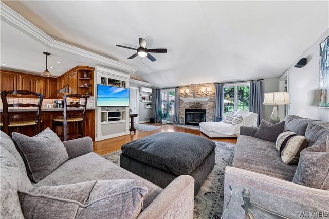 207 North Harvest Street, Amherst, NY 14221