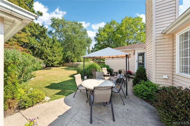 207 North Harvest Street, Amherst, NY 14221