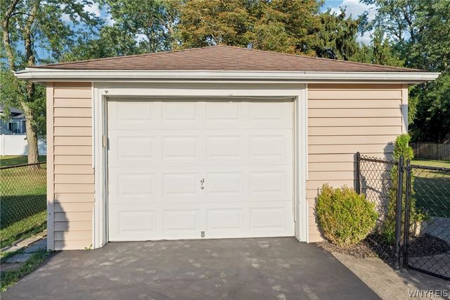 207 North Harvest Street, Amherst, NY 14221