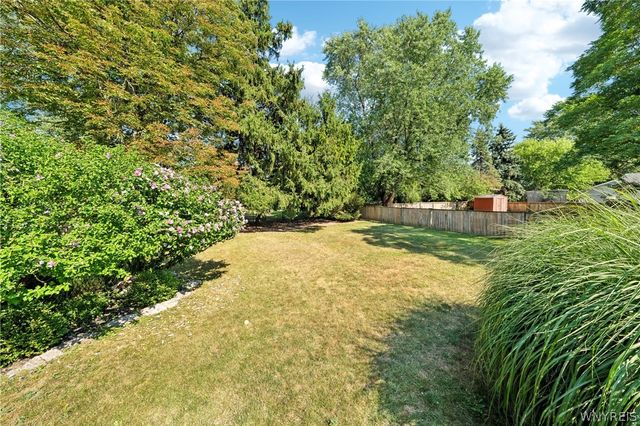 207 North Harvest Street, Amherst, NY 14221