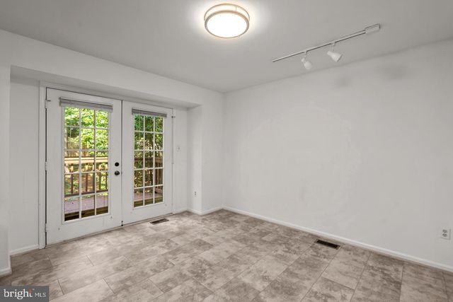 11017 CEDARWOOD DR, Rockville, MD 20852