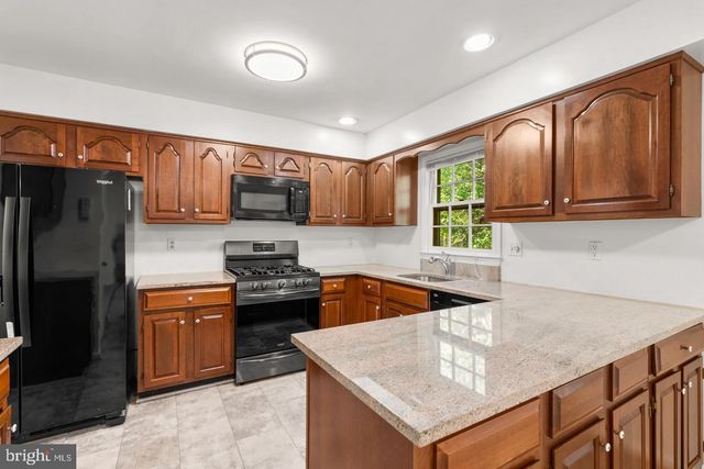 11017 CEDARWOOD DR, Rockville, MD 20852