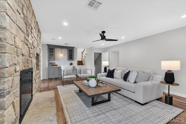 5 Clerbrook Lane, Ladue, MO 63124